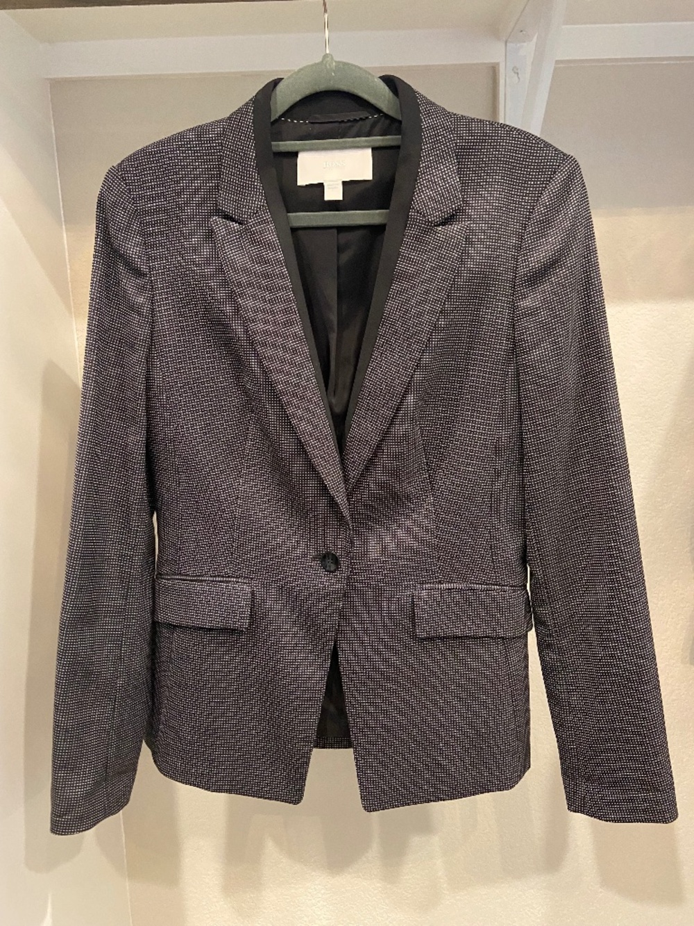 Hugo Boss Jeresa Women’s Black and White Pattern Blazer Size 6